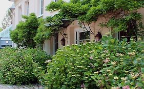 Maison Menadel